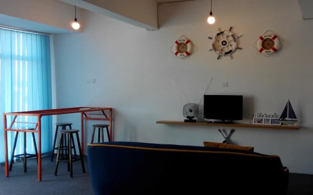 Roof Talk Theme Hostel - photo 5