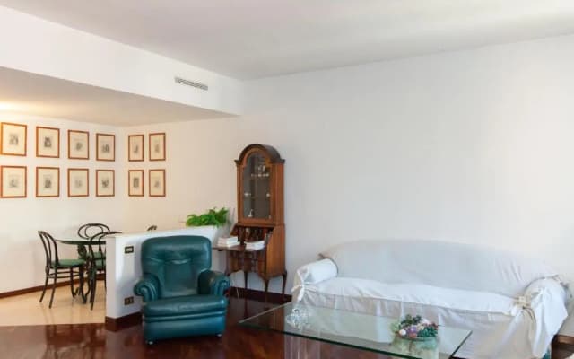 Dora Trevi Apartment - photo 2