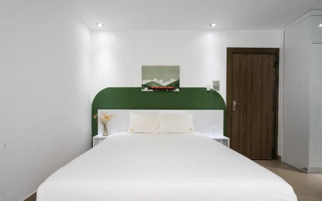 The Arrivals Homes Distrist 3- Studio 1 bed - photo 3