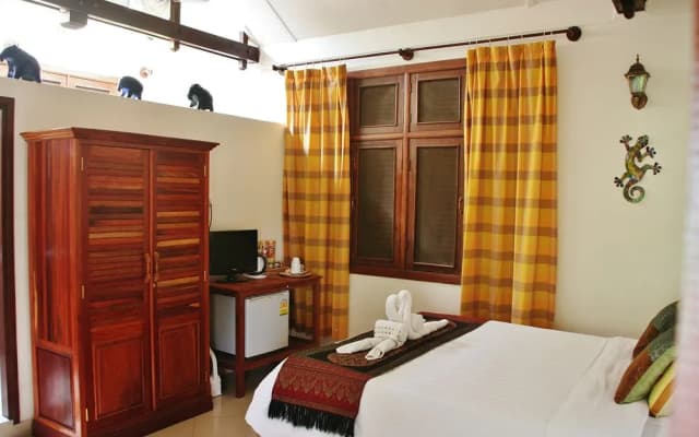The Pool and Palm Villa - photo 5