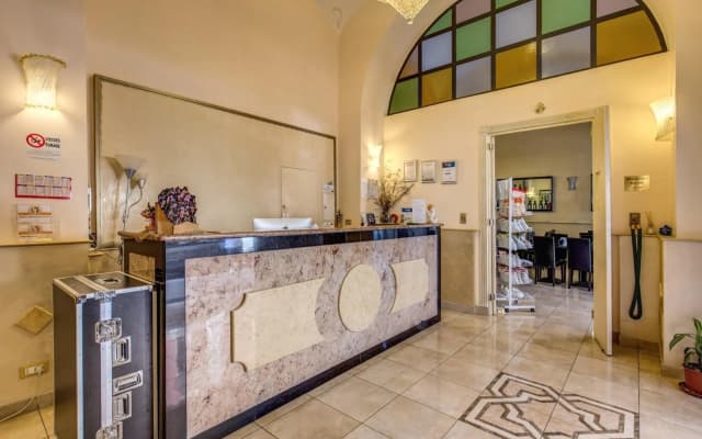 Hotel Maryelen - photo 2