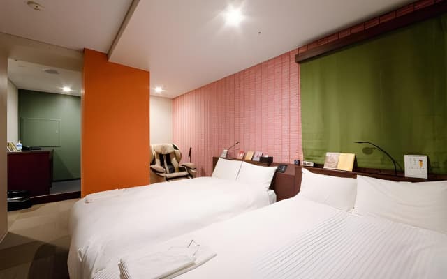 Book Hotel Jimbocho - photo 3