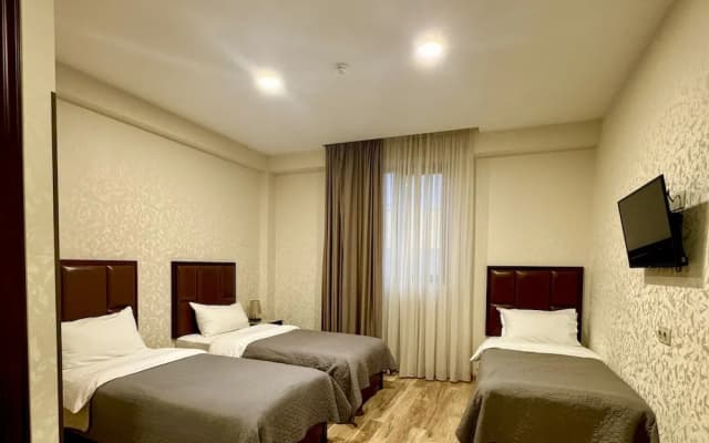 Hotel Aura in Digomi - photo 3
