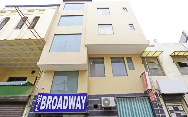 Hotel Broadway - photo 2