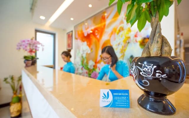 Zalosea Hotel - photo 2