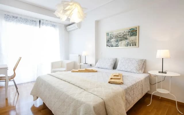 Modern 5thfloor Acropolis view apartment - photo 4