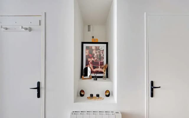 Spacious Studio in Cute Neighborhood - photo 4