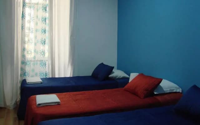 Lisbon Happy Hostel - photo 3