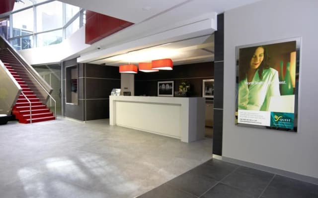 Holiday Inn & Suites Sydney Bondi Junction by IHG - photo 2