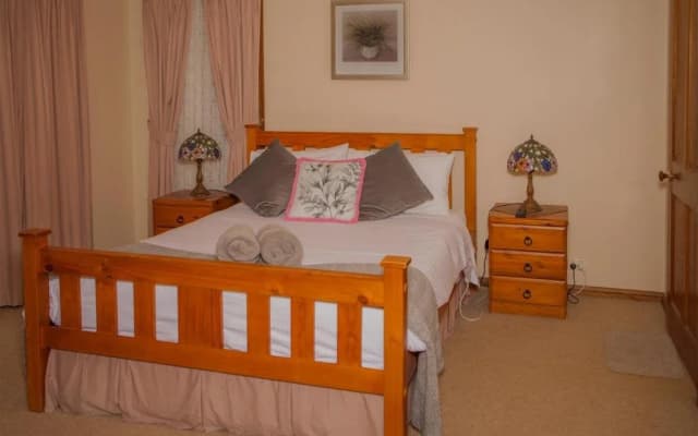 Bluebell Cottage - photo 3