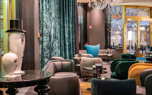 Motel One Berlin-Ku'Damm - photo 3