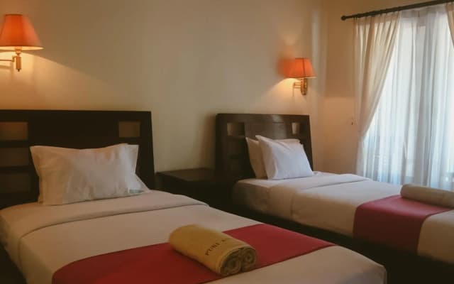 Puri Asih Hotel - photo 2