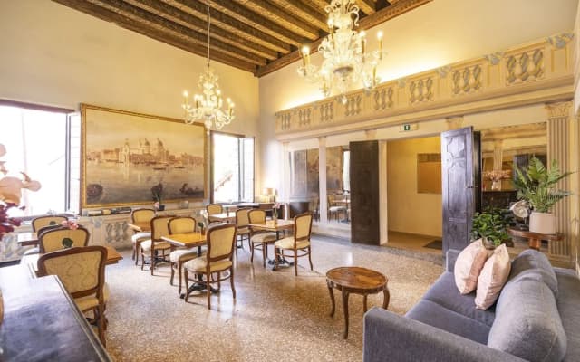 Residenza Centopietre - Dorsoduro by Wonderful Italy - photo 2