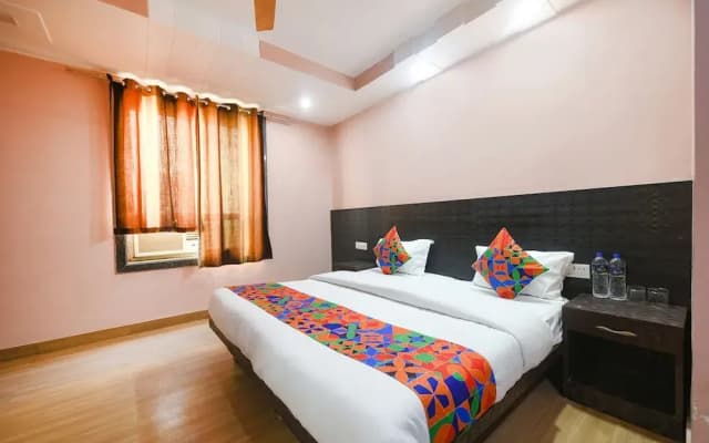 Fabhotel Moon Light - photo 4