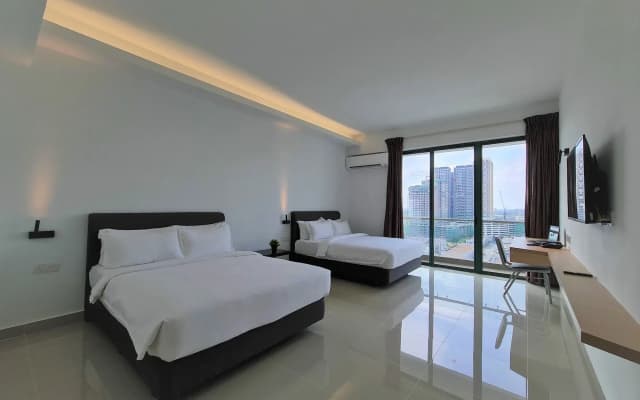 Swan Garden Resort Hotel - photo 3