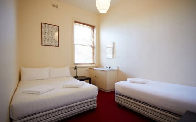 Whitehall Guesthouse Sorrento - photo 2