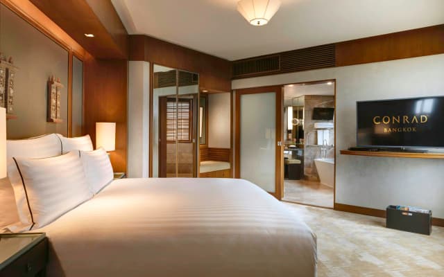Conrad Bangkok - photo 3