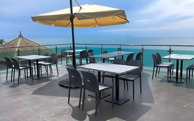 Cliff Lanta Suite - photo 5