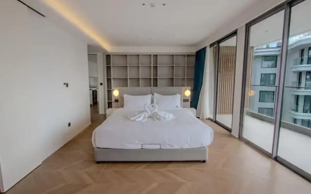 189/267 3BR Beachfront Pool View - photo 4
