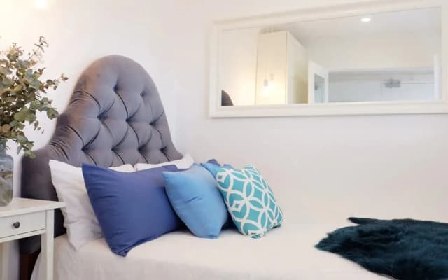 Freshly Renovated Apartment in the Heart of Bondi - photo 4