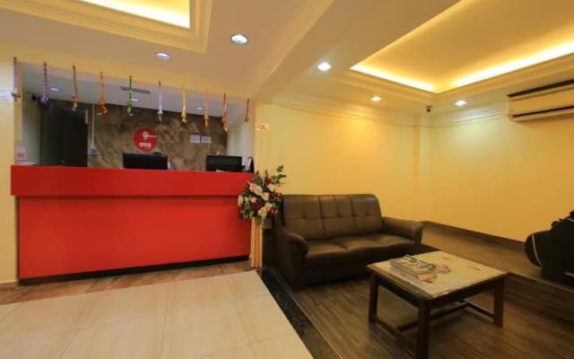 Easy Hotel Ampang - photo 2