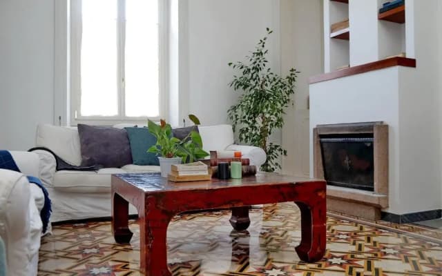 Oslavia Central Apartment - photo 4
