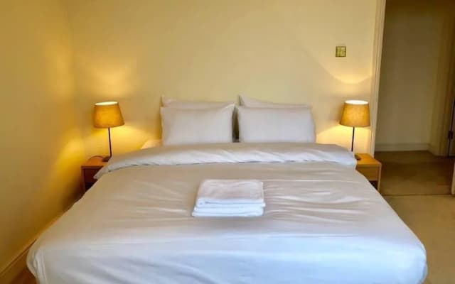 Buckingham Palace View Apartment - photo 5
