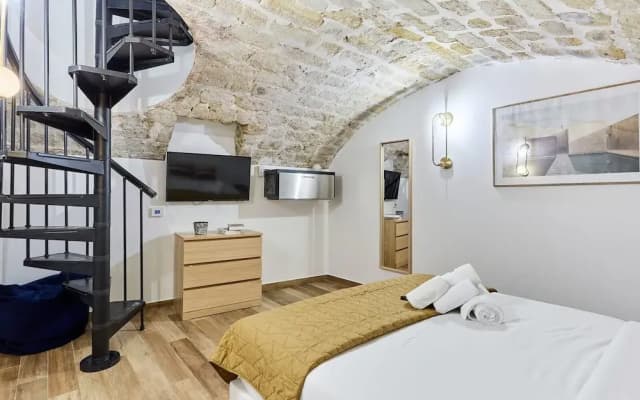 Duplex in the Center of Paris - photo 3