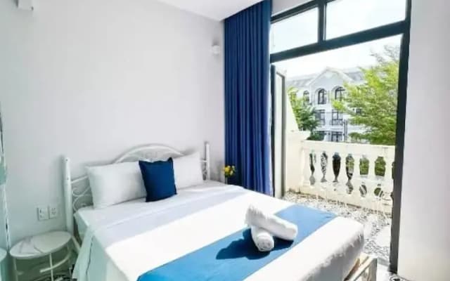 The Beach Homestay - photo 2