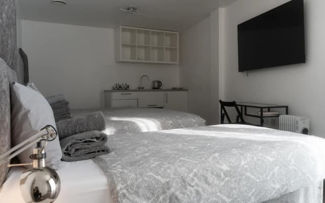 Abbey Point Hotel - photo 5