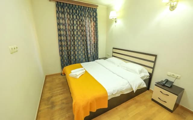 Eurasia Bridge Hotel - photo 3