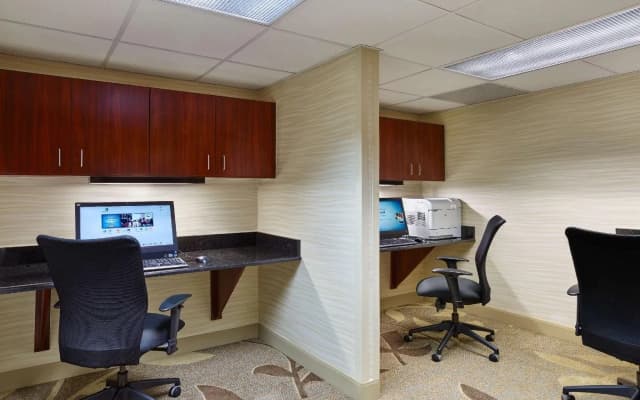 Embassy Suites Orlando Downtown - photo 3