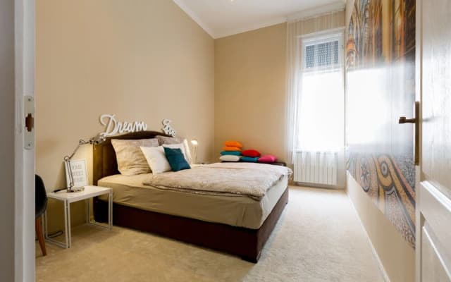 Luxurious 2 bedrooms apartment downtown - photo 2