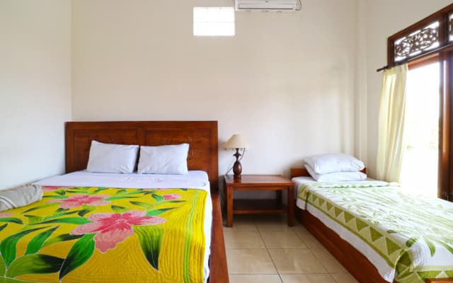 Puji Hostel And Bungalow Ubud - photo 2