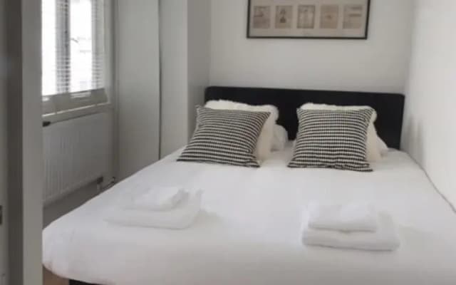 Nassau House - photo 2