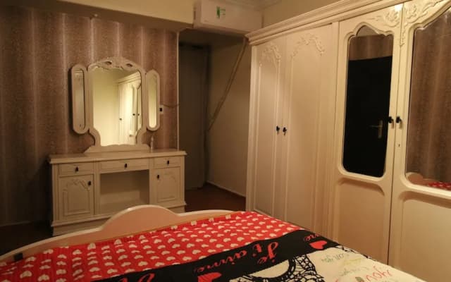 Lovely and Nice 4-bed Apartment in Near Ring Road - photo 2