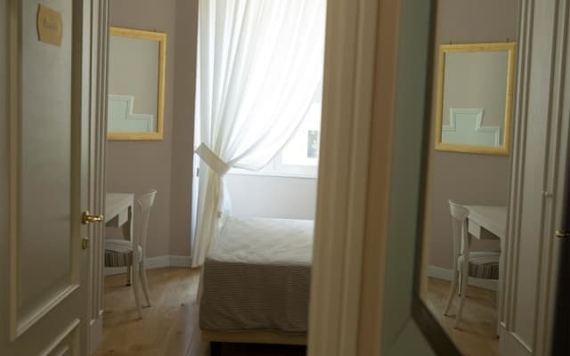 Guest House Queen Meg Roma - photo 5