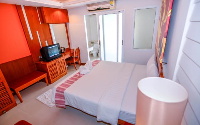 First Bungalow Beach Resort - photo 4