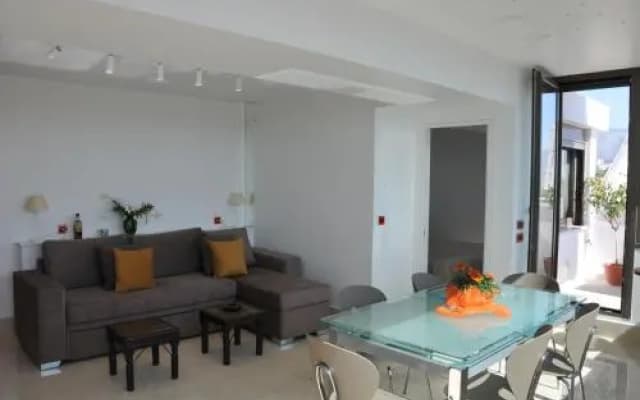 Acropolis at Home: Loft with a View - photo 5