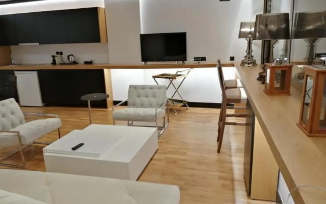 Andromeda Downtown Residence - photo 5