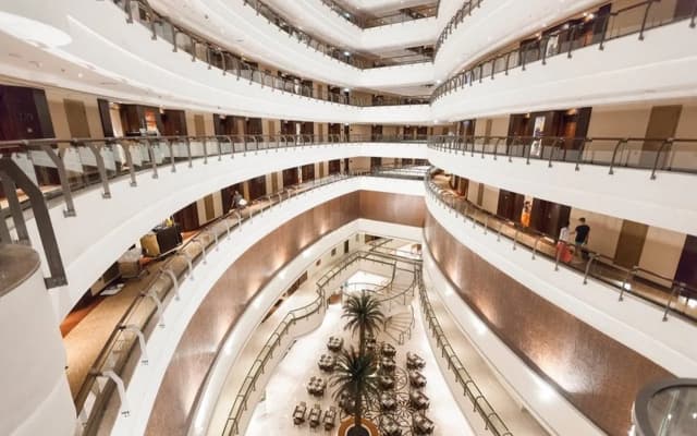 Khalidiya Palace Rayhaan by Rotana Hotel - photo 2