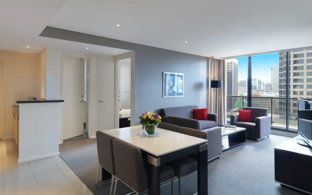 Meriton Suites Pitt Street, Sydney - photo 5