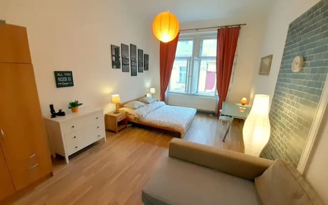 Central and calm - photo 2