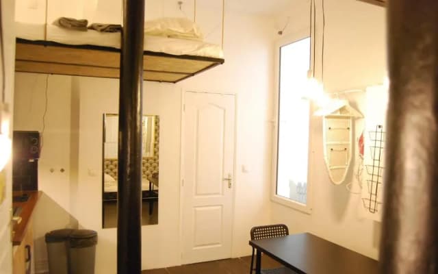 Nice 20m² district of BATIGNOLLES - photo 4
