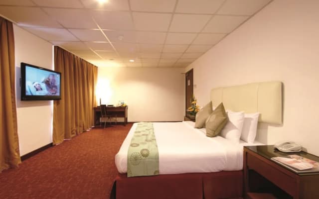 Jewels Hotel - photo 5