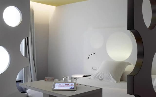 Room Mate Pau, Barcelona - photo 4