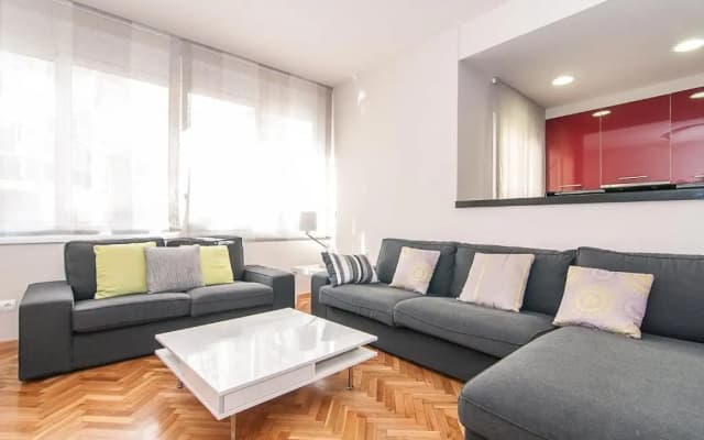 Weflating Diagonal Apartments - photo 3