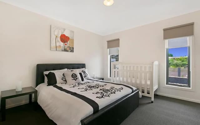 Palm Grove Beach House Dromana - photo 2