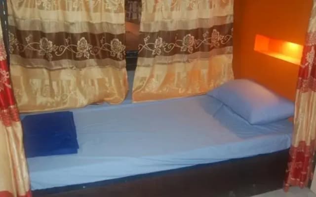Bed n Bar Hostel - photo 4