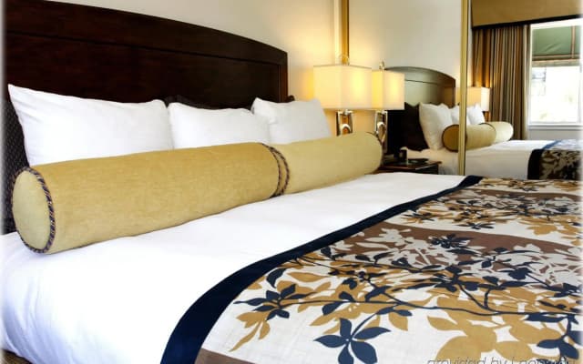 Suites At Fishermans Wharf - photo 4